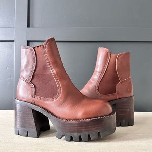 Jeffrey Campbell Quavo Platform Bootie size 7